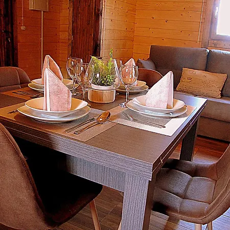 Del En Temporada Incluye Acceso Piscina 2 Columnas!