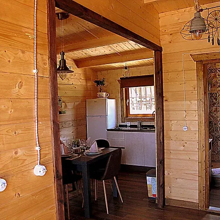 木屋 Del Incluye Acceso Piscina 2 Columnas *