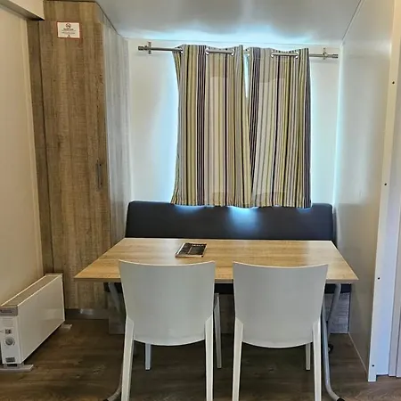 Del En Temporada Incluye Acceso Piscina 2 Columnas!