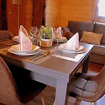 Del En Temporada Incluye Acceso Piscina 2 Columnas!