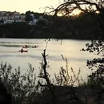 Del En Temporada Incluye Acceso Piscina 2 Columnas!